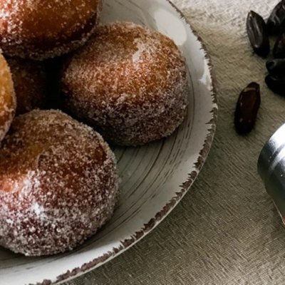 Beignet à la fève tonka