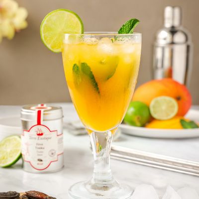 Cocktail rafraîchissant à la fève tonka